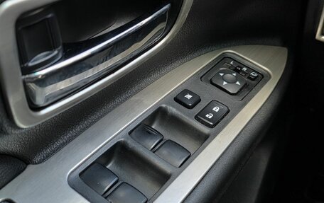 Mitsubishi Outlander III рестайлинг 3, 2014 год, 1 450 000 рублей, 15 фотография