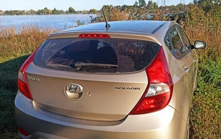 Hyundai Solaris II рестайлинг, 2012 год, 950 000 рублей, 2 фотография