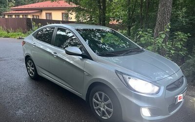 Hyundai Solaris II рестайлинг, 2011 год, 675 000 рублей, 1 фотография