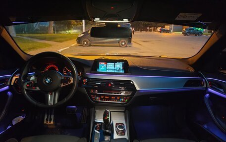 BMW 5 серия, 2019 год, 3 650 000 рублей, 22 фотография