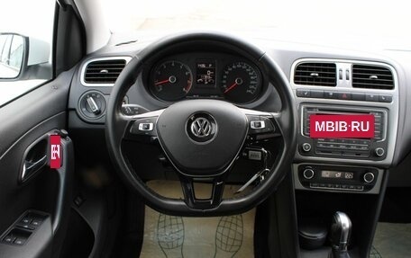 Volkswagen Polo VI (EU Market), 2017 год, 1 100 000 рублей, 17 фотография