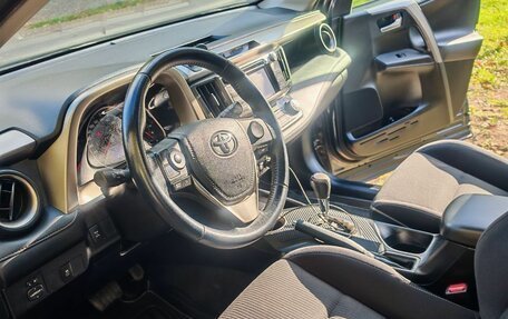 Toyota RAV4, 2013 год, 1 900 000 рублей, 13 фотография
