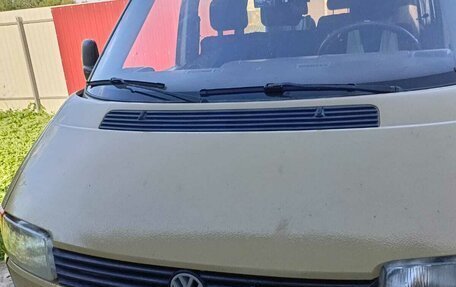 Volkswagen Transporter T4, 1992 год, 650 000 рублей, 1 фотография