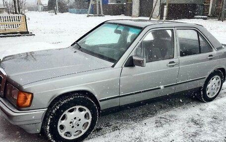 Mercedes-Benz 190 (W201), 1984 год, 500 000 рублей, 2 фотография