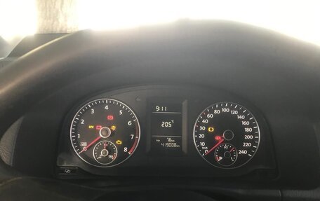 Volkswagen Touran III, 2011 год, 1 000 000 рублей, 5 фотография