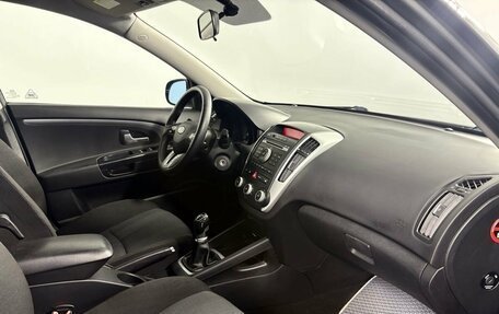 KIA cee'd I рестайлинг, 2010 год, 690 000 рублей, 12 фотография