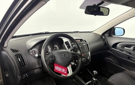 KIA cee'd I рестайлинг, 2010 год, 690 000 рублей, 14 фотография