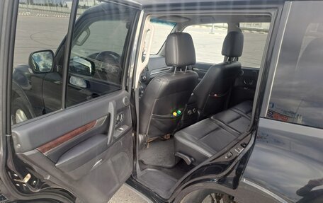 Mitsubishi Pajero IV, 2008 год, 1 350 000 рублей, 10 фотография