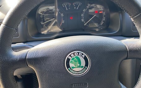 Skoda Octavia IV, 2002 год, 550 000 рублей, 19 фотография