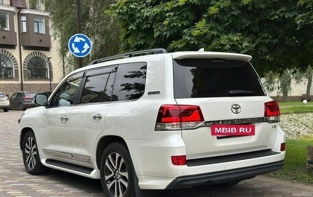 Toyota Land Cruiser 200, 2018 год, 6 150 000 рублей, 7 фотография
