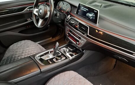 BMW 7 серия, 2018 год, 6 500 000 рублей, 7 фотография