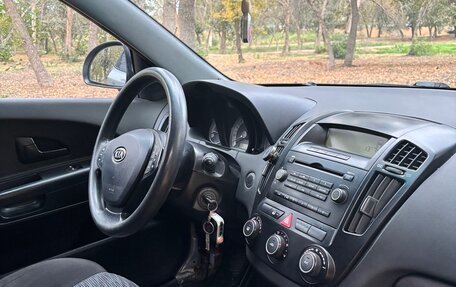 KIA cee'd I рестайлинг, 2008 год, 635 000 рублей, 13 фотография