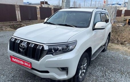 Toyota Land Cruiser Prado 150 рестайлинг 2, 2017 год, 6 000 000 рублей, 1 фотография