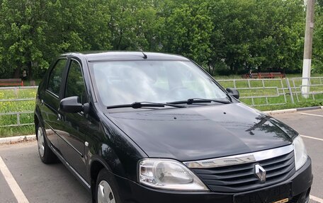 Renault Logan I, 2010 год, 555 000 рублей, 2 фотография