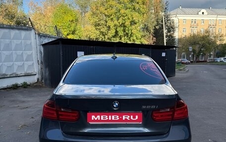 BMW 3 серия, 2012 год, 1 850 000 рублей, 10 фотография