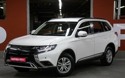 Mitsubishi Outlander III рестайлинг 3, 2022 год, 2 998 000 рублей, 1 фотография
