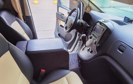 Hyundai Grand Starex Grand Starex I рестайлинг 2, 2015 год, 3 500 000 рублей, 13 фотография