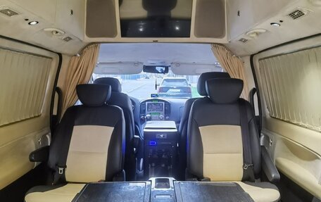 Hyundai Grand Starex Grand Starex I рестайлинг 2, 2015 год, 3 500 000 рублей, 24 фотография