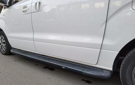 Hyundai Grand Starex Grand Starex I рестайлинг 2, 2015 год, 3 500 000 рублей, 36 фотография