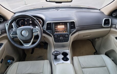 Jeep Grand Cherokee, 2013 год, 1 800 000 рублей, 8 фотография