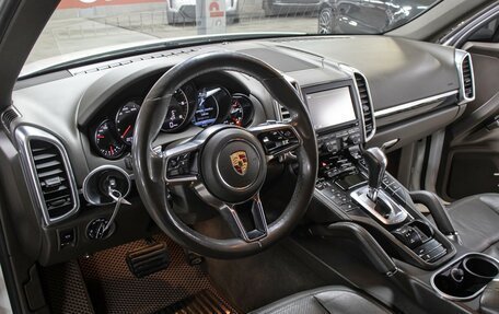 Porsche Cayenne III, 2014 год, 2 998 000 рублей, 16 фотография