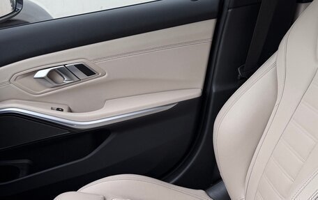 BMW 3 серия, 2021 год, 2 550 000 рублей, 23 фотография