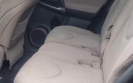 Toyota RAV4, 2006 год, 1 300 000 рублей, 11 фотография