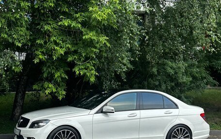 Mercedes-Benz C-Класс, 2008 год, 1 200 000 рублей, 4 фотография