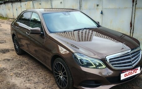 Mercedes-Benz E-Класс, 2013 год, 1 950 000 рублей, 2 фотография