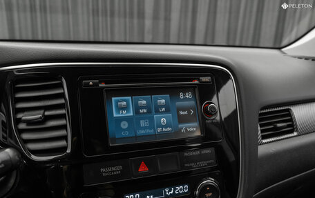 Mitsubishi Outlander III рестайлинг 3, 2014 год, 1 590 000 рублей, 19 фотография