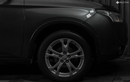 Mitsubishi Outlander III рестайлинг 3, 2014 год, 1 590 000 рублей, 22 фотография