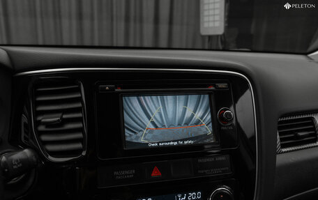 Mitsubishi Outlander III рестайлинг 3, 2014 год, 1 590 000 рублей, 20 фотография