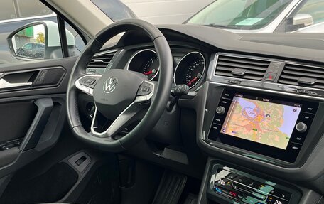 Volkswagen Tiguan II, 2021 год, 2 721 500 рублей, 18 фотография