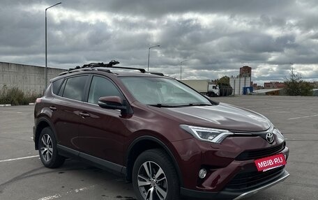 Toyota RAV4, 2019 год, 2 699 000 рублей, 2 фотография