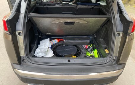 Peugeot 3008 II, 2018 год, 1 900 000 рублей, 22 фотография