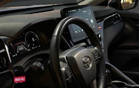 Toyota Camry, 2023 год, 3 100 000 рублей, 8 фотография
