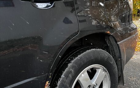Mitsubishi Outlander III рестайлинг 3, 2004 год, 650 000 рублей, 8 фотография