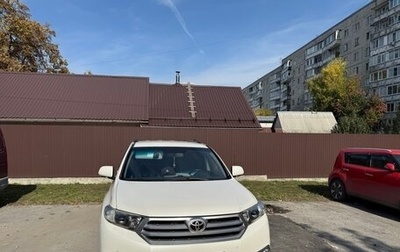 Toyota Highlander III, 2012 год, 2 190 000 рублей, 1 фотография