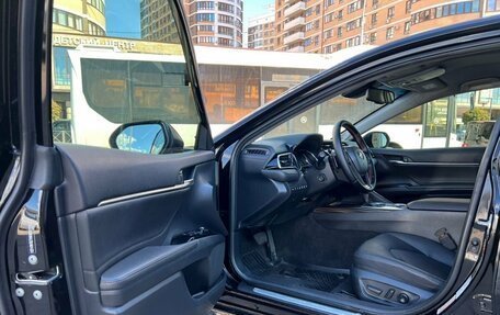 Toyota Camry, 2020 год, 2 990 000 рублей, 9 фотография