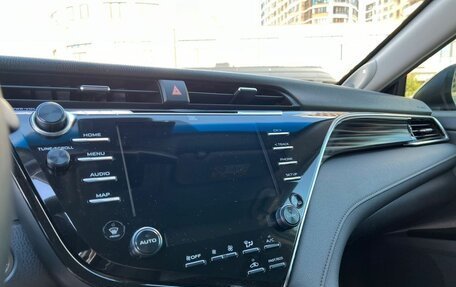 Toyota Camry, 2020 год, 2 990 000 рублей, 14 фотография