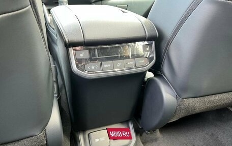 Toyota Highlander, 2025 год, 5 990 000 рублей, 23 фотография