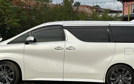 Toyota Alphard III, 2022 год, 4 520 000 рублей, 5 фотография