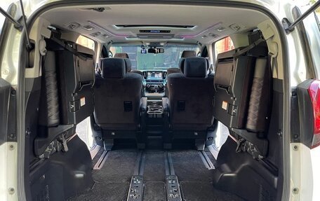 Toyota Alphard III, 2022 год, 4 520 000 рублей, 17 фотография