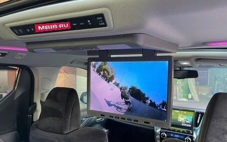 Toyota Alphard III, 2022 год, 4 520 000 рублей, 22 фотография