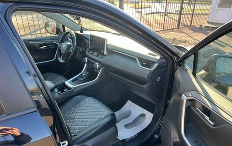 Toyota RAV4, 2021 год, 2 849 000 рублей, 14 фотография