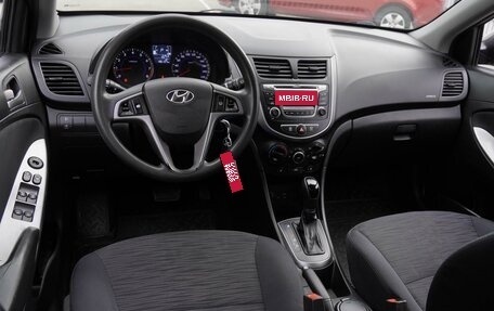Hyundai Solaris II рестайлинг, 2015 год, 1 080 000 рублей, 6 фотография