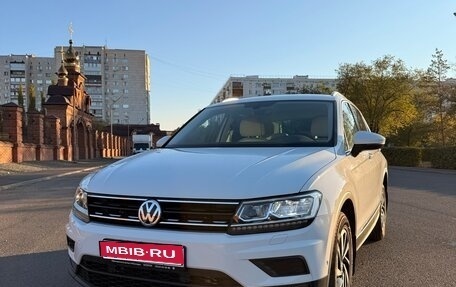 Volkswagen Tiguan II, 2018 год, 2 680 000 рублей, 1 фотография