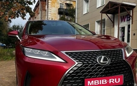 Lexus RX IV рестайлинг, 2021 год, 4 200 000 рублей, 1 фотография
