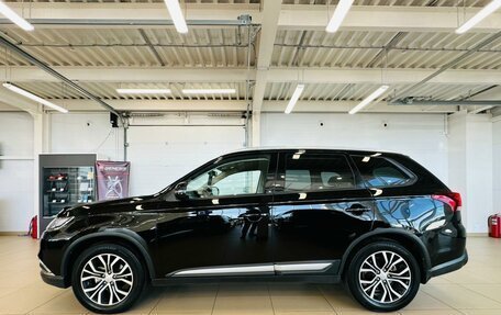 Mitsubishi Outlander III рестайлинг 3, 2018 год, 3 199 000 рублей, 3 фотография