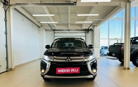Mitsubishi Outlander III рестайлинг 3, 2018 год, 3 199 000 рублей, 9 фотография